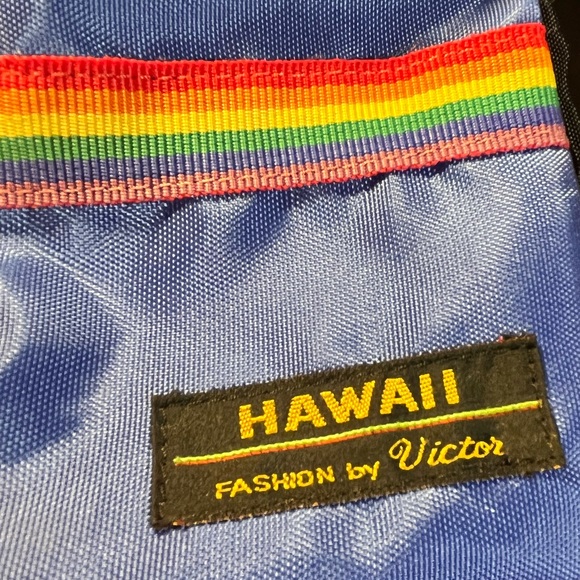 ✨ 🌈 Vintage “University of Hawaii” campus backpack. Fair - Picture 3 of 9